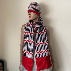 J. Crew knit Tuque & Scarf Set -Unisex